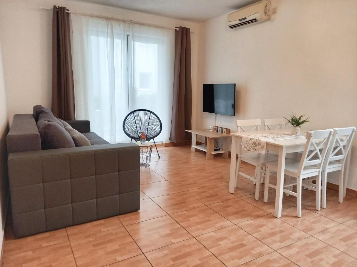 Apartments Marusic Makarska Exterior photo