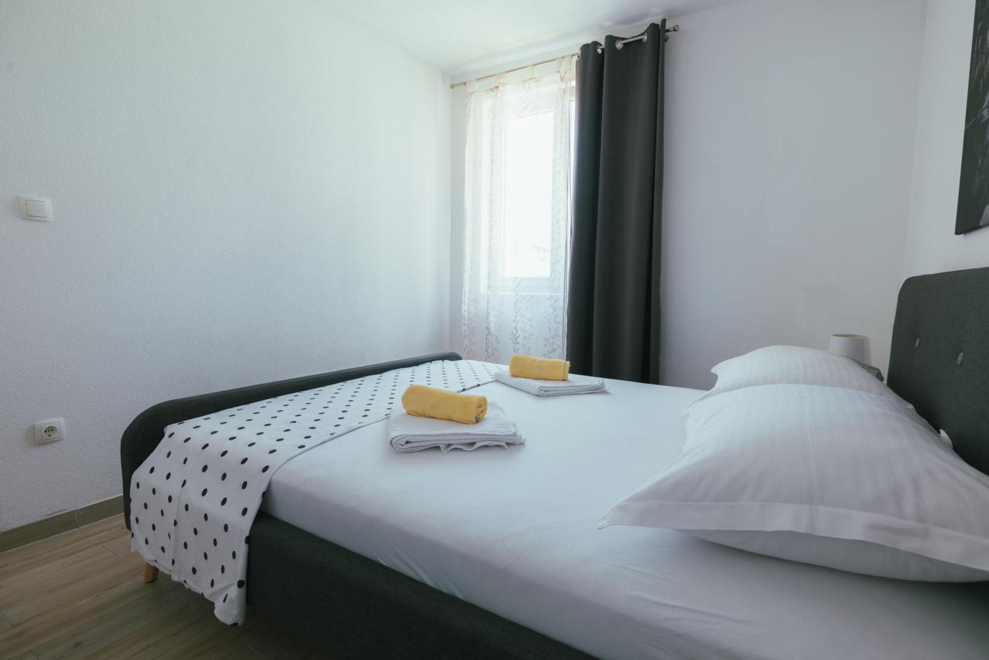 Apartments Marusic Makarska Exterior photo